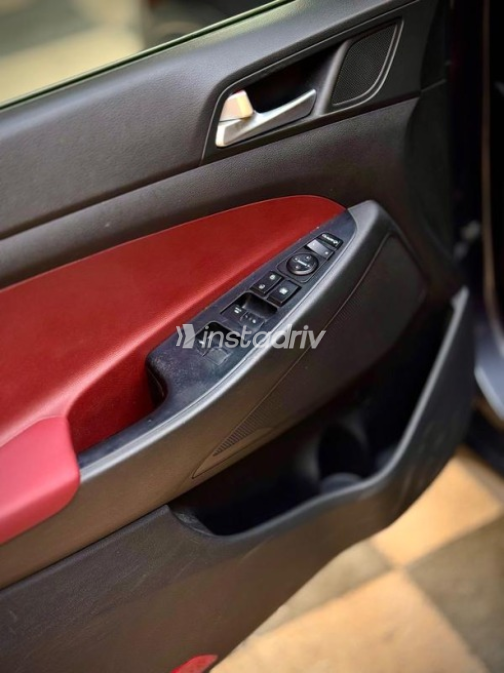 Hyundai Tucson GDI 2018 Gray Automatic Used for Sale in Cairo - 10