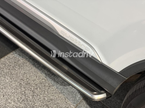 Audi Q7 2021 White Automatic Used for Sale in Sheikh Zayed City - 3
