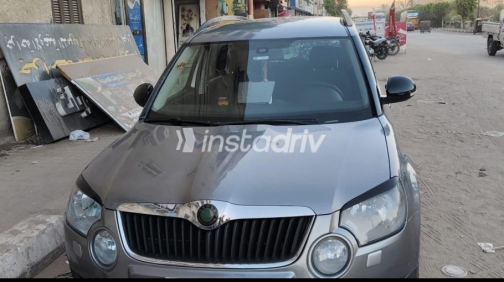 Skoda Yeti 2011 Dark Gray Automatic Used for Sale in Sohag - 3