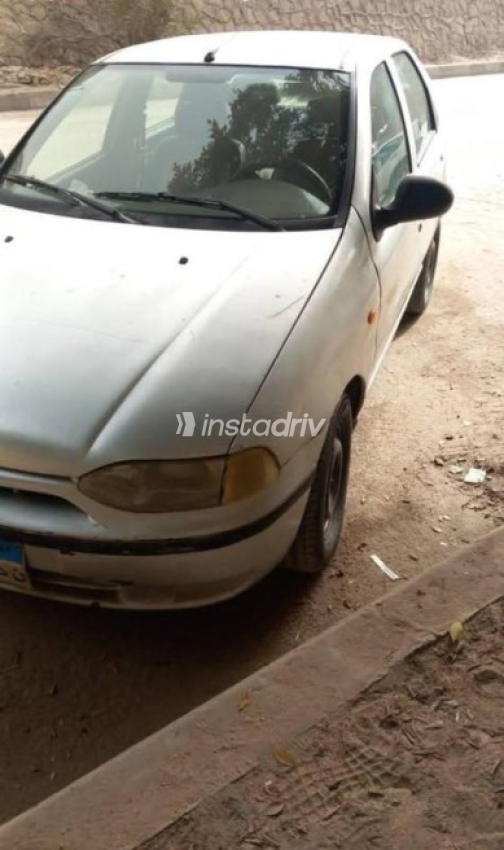 فيات سينا 2000 فضي أوتوماتيك مستعملة للبيع في المعادى - 2