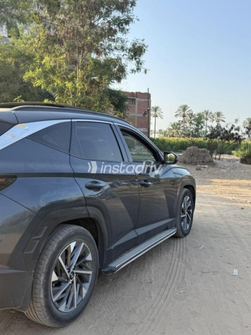 Hyundai Tucson 2021 White Automatic Used for Sale in Greater Cairo ( Cairo + Giza) - 5