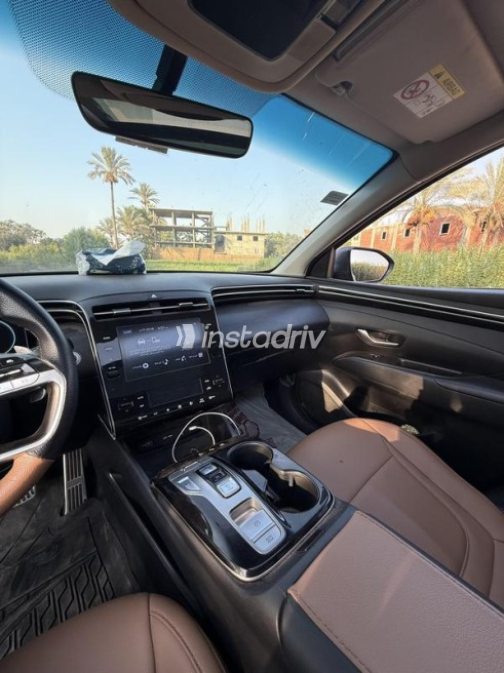 Hyundai Tucson 2021 White Automatic Used for Sale in Greater Cairo ( Cairo + Giza) - 9