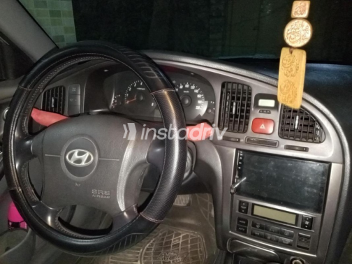 Hyundai Avante 2005 Silver Automatic Used for Sale in Alexandria - 1