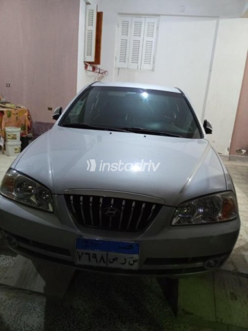 Hyundai Avante 2005 Silver Automatic Used for Sale in Alexandria - 4