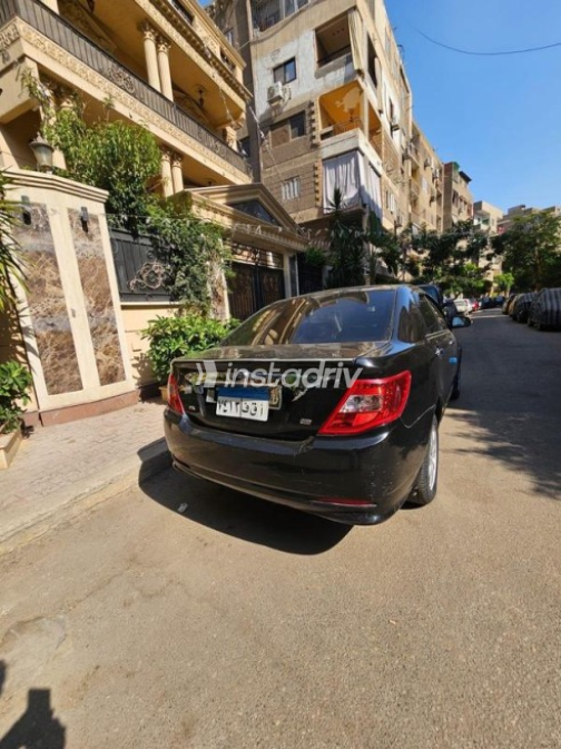 بى واى دى‬ F3 2022 أسود أوتوماتيك مستعملة للبيع في القاهرة الكبرى ( القاهرة - الجيزة) - 4