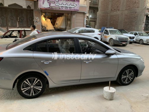MG 5 2025 White Automatic Used for Sale in Greater Cairo ( Cairo + Giza) - 2