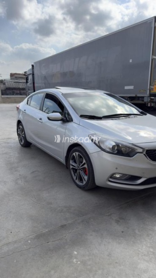 Kia Cerato 2015 Silver Automatic Used for Sale in Damietta - 5