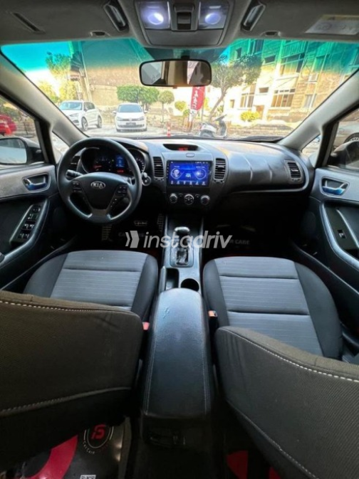 Kia Cerato 2015 Silver Automatic Used for Sale in Damietta - 8
