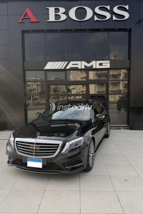 مرسيدس S 400 2017 أسود أوتوماتيك مستعملة للبيع في مدينة الشيخ زايد - 2