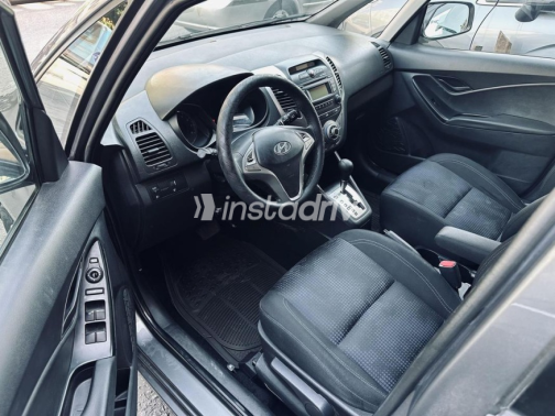 Hyundai Ix20 2012 Gray Automatic Used for Sale in Nasr city - 7