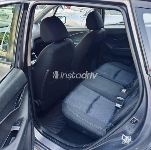Hyundai Ix20 2012 Gray Automatic Used for Sale in Nasr city - 9