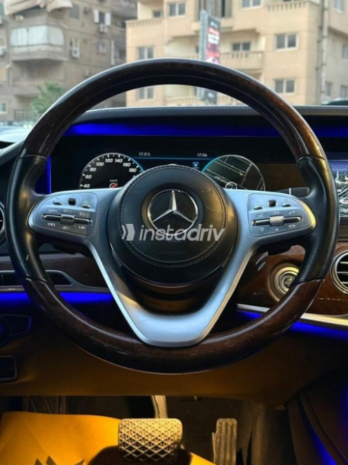 Mercedes S 450 2019 White Automatic Used for Sale in Cairo - 3