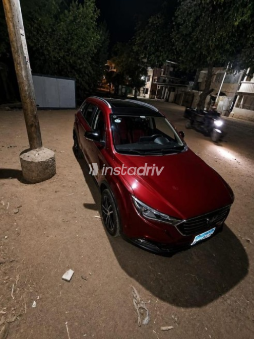 فاو X40 2018 أحمر أوتوماتيك مستعملة للبيع في سوهاج - 4