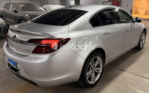 Opel Insignia 2017 White Automatic Used for Sale in Greater Cairo ( Cairo + Giza) - 4