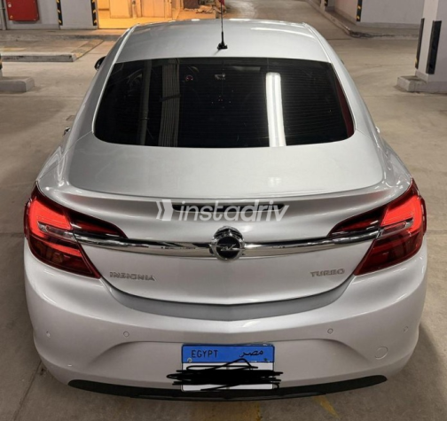 Opel Insignia 2017 White Automatic Used for Sale in Greater Cairo ( Cairo + Giza) - 6