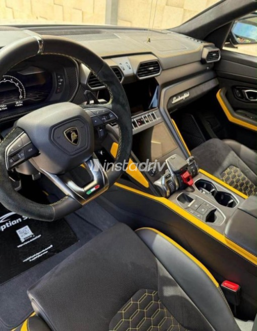 Lamborghini Urus 2023 Black Automatic Used for Sale in Sheikh Zayed City - 6