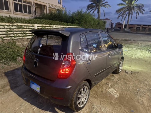 Hyundai I10 2014 Dark Gray Automatic Used for Sale in Damietta - 3