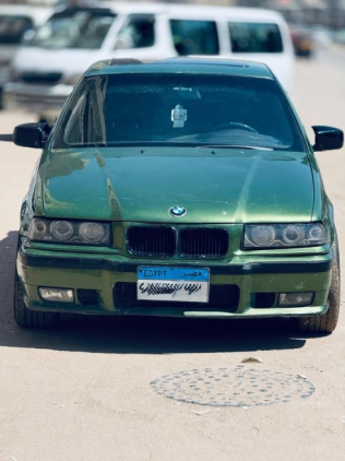 بي ام دبليو 1 Series 1995 أخضر أوتوماتيك مستعملة للبيع في الجيزة
