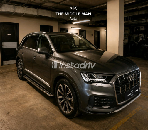 Audi Q7 2023 Gray Automatic Used for Sale in Greater Cairo ( Cairo + Giza) - 5