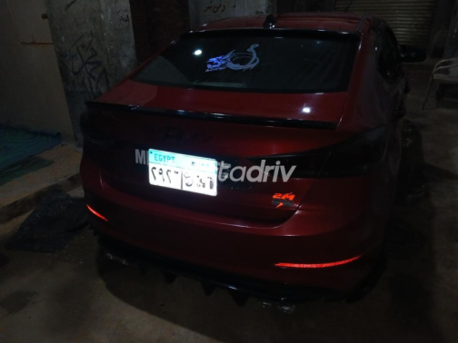 Hyundai Elantra AD 2018 Red Automatic Used for Sale in Cairo - 4