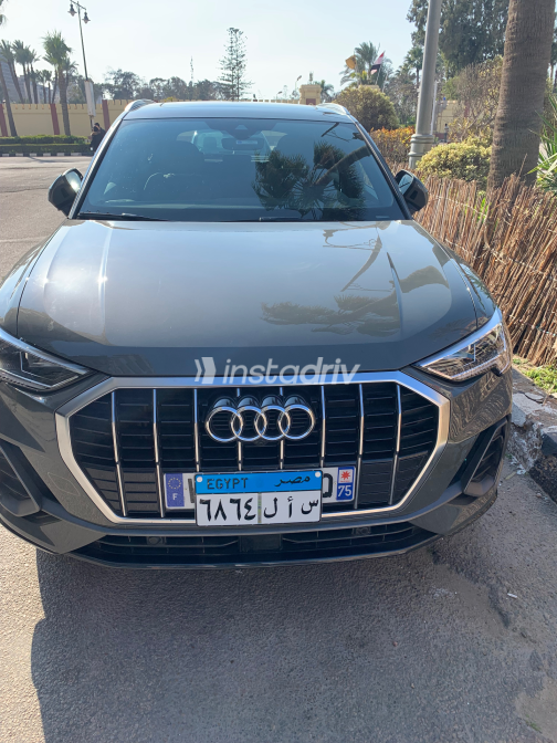Audi Q3 2021 Gray Automatic Used for Sale in Greater Cairo ( Cairo + Giza) - 9