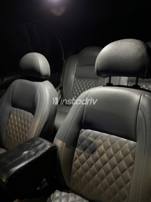 Hyundai Accent 2005 Dark Red Automatic Used for Sale in Cairo - 2