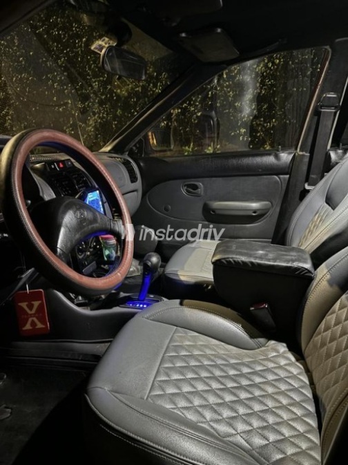 Hyundai Accent 2005 Dark Red Automatic Used for Sale in Cairo - 3