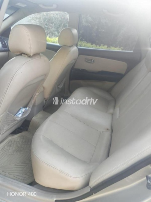 Hyundai Elantra HD 2007 Gold Automatic Used for Sale in Maadi - 6