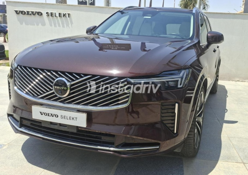 فولفو XC90 2025 أحمر أوتوماتيك مستعملة للبيع في القاهرة الكبرى ( القاهرة - الجيزة) - 2