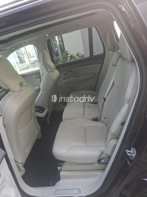فولفو XC90 2025 أحمر أوتوماتيك مستعملة للبيع في القاهرة الكبرى ( القاهرة - الجيزة) - 9