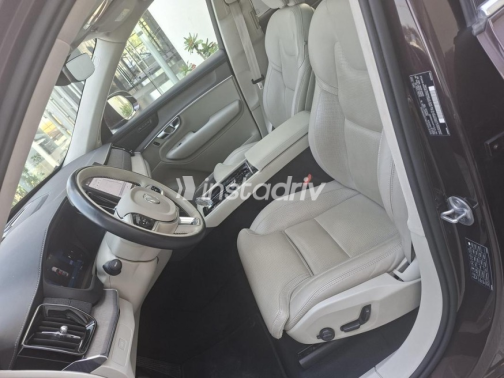 فولفو XC90 2025 أحمر أوتوماتيك مستعملة للبيع في القاهرة الكبرى ( القاهرة - الجيزة) - 10