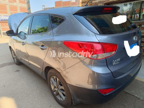 هيونداي IX 35 2015 رمادي أوتوماتيك مستعملة للبيع في منوف - 2