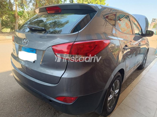 هيونداي IX 35 2015 رمادي أوتوماتيك مستعملة للبيع في منوف - 3