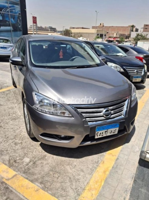 Nissan Sentra 2024 White Automatic Used for Sale in Greater Cairo ( Cairo + Giza) - 4