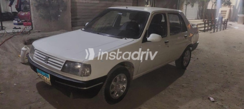 Peugeot 309 1986 White Automatic Used for Sale in Cairo - 4