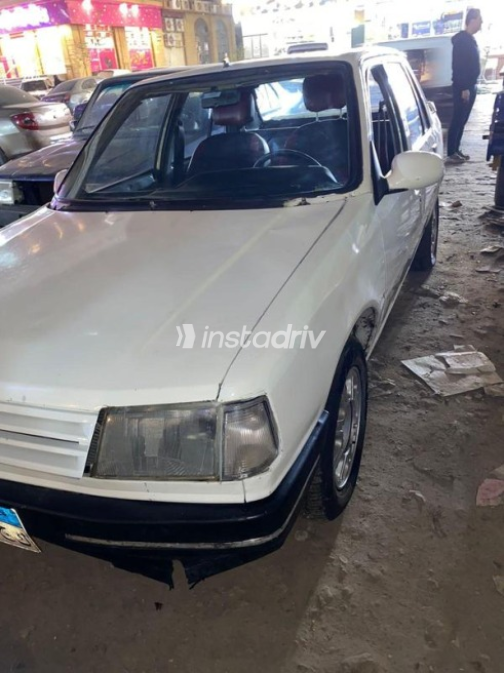 Peugeot 309 1986 White Automatic Used for Sale in Cairo - 6