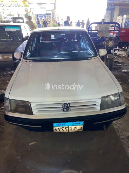 Peugeot 309 1986 White Automatic Used for Sale in Cairo - 7