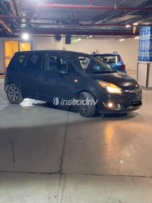 Opel Meriva 2016 Dark Gray Automatic Used for Sale in Cairo - 2