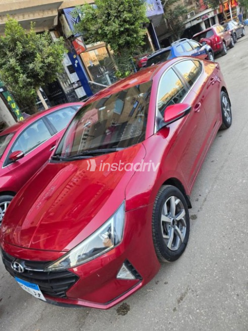 Hyundai Elantra 2020 Dark Red Automatic Used for Sale in El Haram - 1