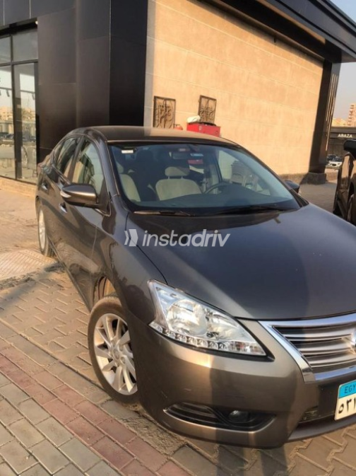 Nissan Sentra 2024 Gray Automatic Used for Sale in Nasr city - 6