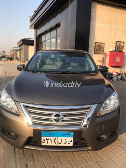Nissan Sentra 2024 Gray Automatic Used for Sale in Nasr city - 7