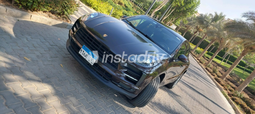 Porsche Macan 2021 Brown Automatic Used for Sale in Greater Cairo ( Cairo + Giza) - 4