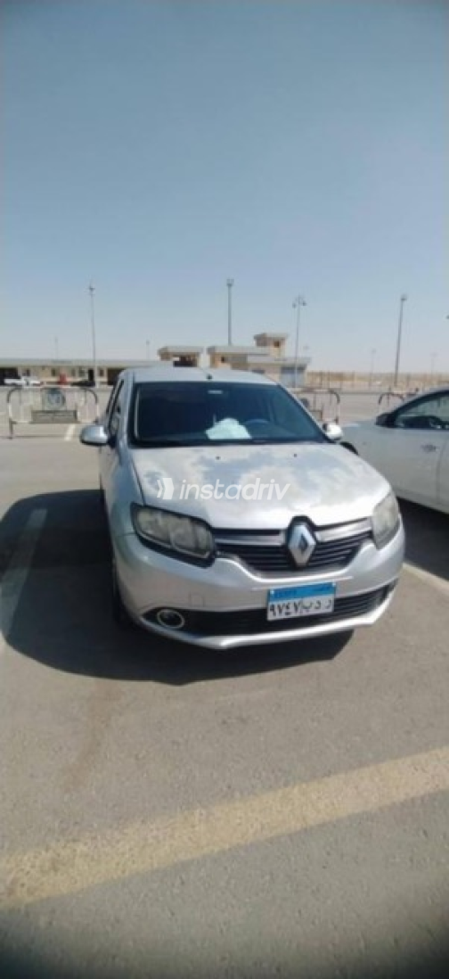رينو سانديرو 2015 فضي أوتوماتيك مستعملة للبيع في العاشر من رمضان - 3