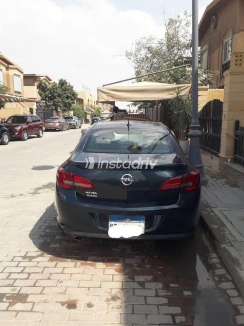Opel Astra 2020 Dark Blue Automatic Used for Sale in Giza - 8