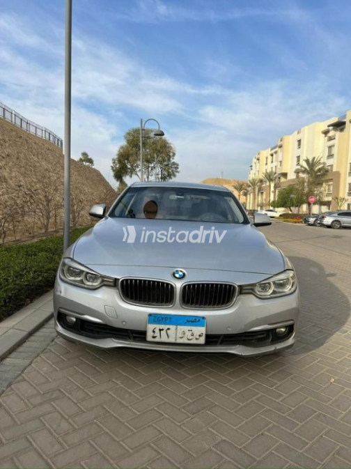 BMW 330 2016 Silver Automatic Used for Sale in Nasr city - 3