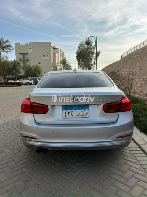 BMW 330 2016 Silver Automatic Used for Sale in Nasr city - 5