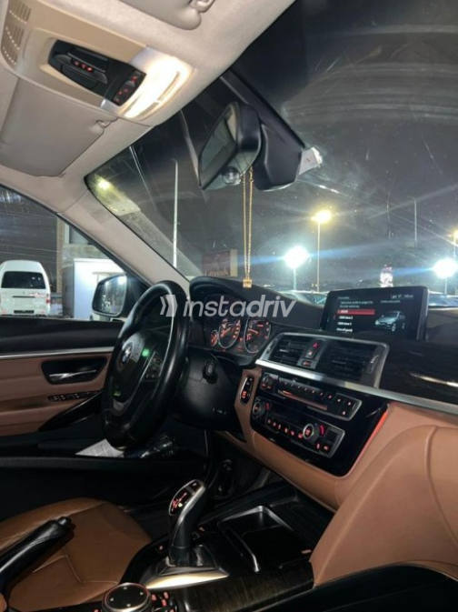 BMW 330 2016 Silver Automatic Used for Sale in Nasr city - 7
