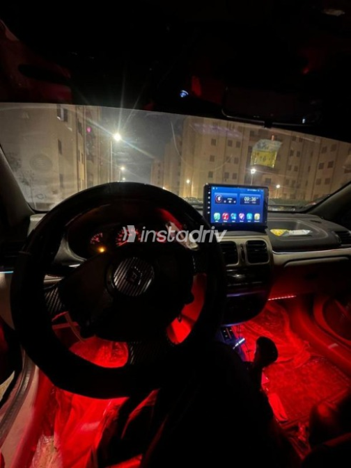رينو كليو 2002 أحمر أوتوماتيك مستعملة للبيع في القاهرة - 2
