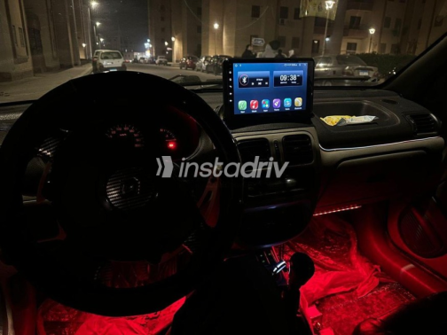 رينو كليو 2002 أحمر أوتوماتيك مستعملة للبيع في القاهرة - 4