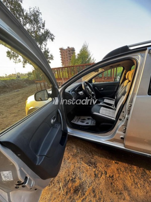 رينو داستر 2019 رمادي أوتوماتيك مستعملة للبيع في المنصورة - 8